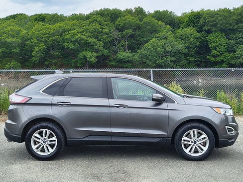 Used 2016 Ford Edge SEL w/ Equipment Group 201A AWD/4WD image 8