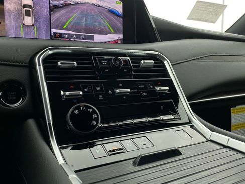 New 2025 Nissan Armada SL w/ Captain's Chari Seat Package image 30