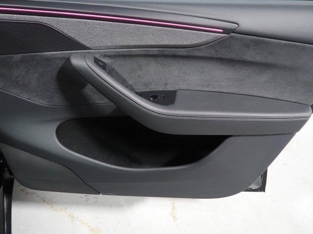 Used 2026 Tesla Model Y Long Range RWD image 65