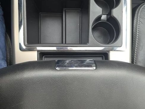 Used 2015 RAM 1500 Laramie w/ Convenience Group AWD/4WD image 28