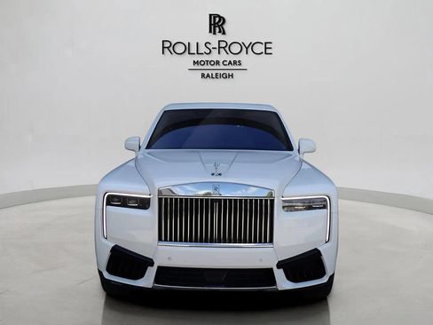 Certified 2025 Rolls-Royce Cullinan AWD/4WD image 5