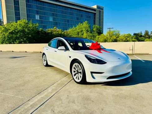Used 2021 Tesla Model 3 Standard Range Plus RWD image 54