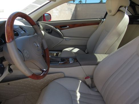 Used 2009 Mercedes-Benz SL 550 image 10