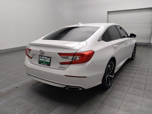 Used 2018 Honda Accord Sport image 9