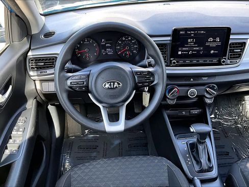 Used 2021 Kia Rio S image 6