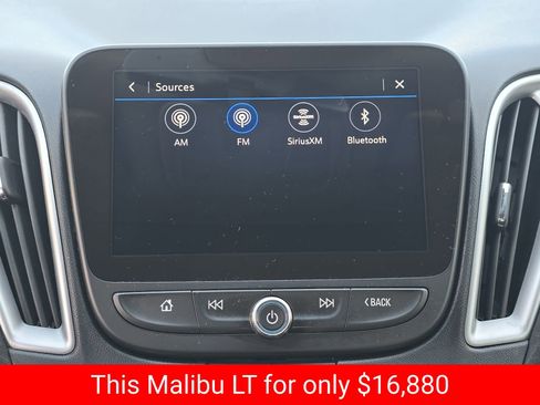 Used 2023 Chevrolet Malibu LT image 27