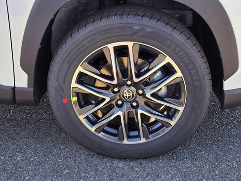 New 2026 Toyota Corolla Cross XLE AWD/4WD image 9