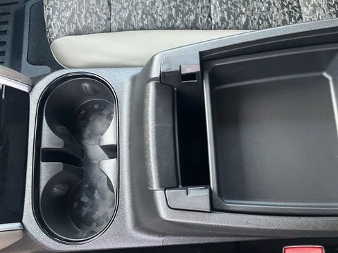 Used 2024 Chevrolet Colorado ZR2 w/ Technology Package image 19