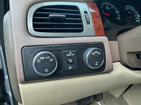 Used 2012 GMC Yukon SLT w/ SLT-2 Equipment Package image 27