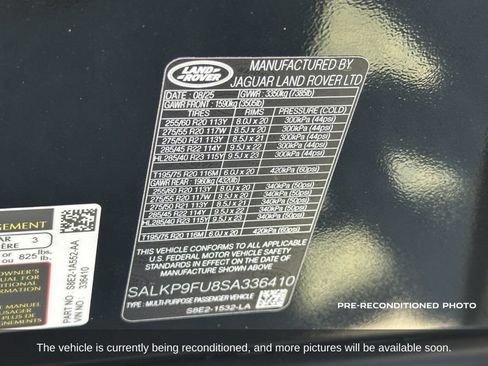 Used 2025 Land Rover Range Rover SE AWD/4WD image 19