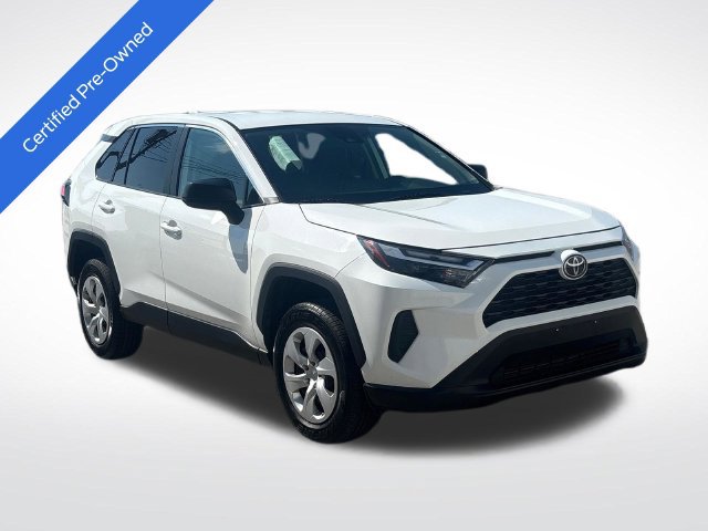 Used 2025 Toyota RAV4 LE FWD image 8