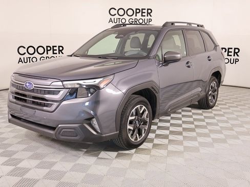 Used 2025 Subaru Forester Premium image 10