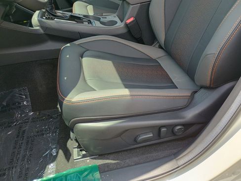 New 2025 Subaru Crosstrek 2.5i Limited w/ Popular Package #3A image 10