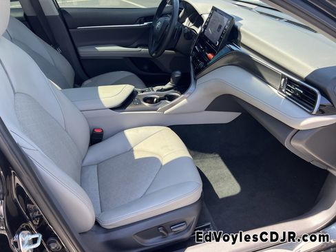 Used 2023 Toyota Camry XSE image 16