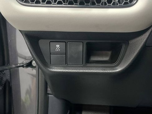 Used 2024 Honda HR-V EX-L image 10