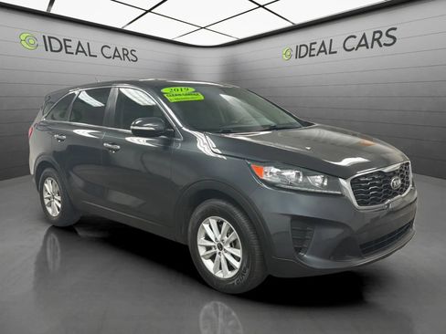 Used 2019 Kia Sorento FWD image 3