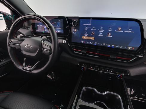 Used 2024 Chevrolet Silverado EV RST image 16