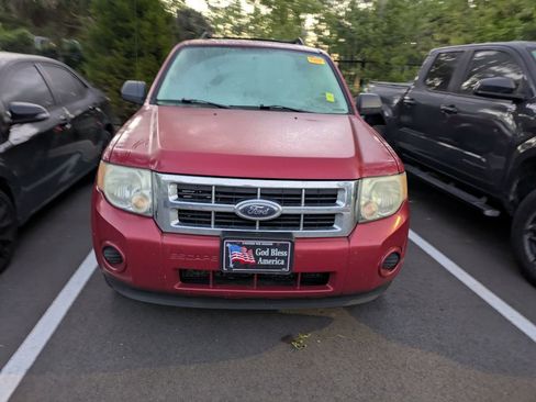 Used 2009 Ford Escape XLS image 2