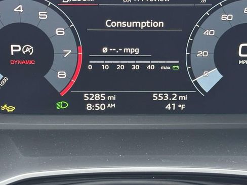 Certified 2025 Audi Q3 2.0T Premium w/ Convenience Package image 26