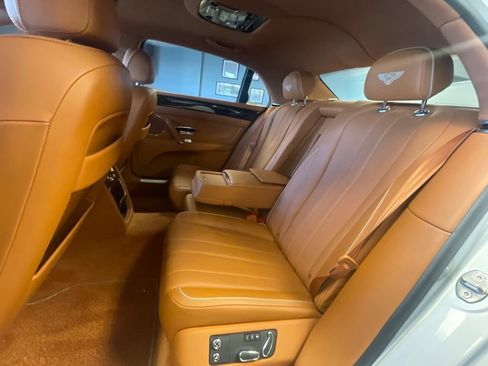 Used 2015 Bentley Flying Spur V8 AWD/4WD image 21