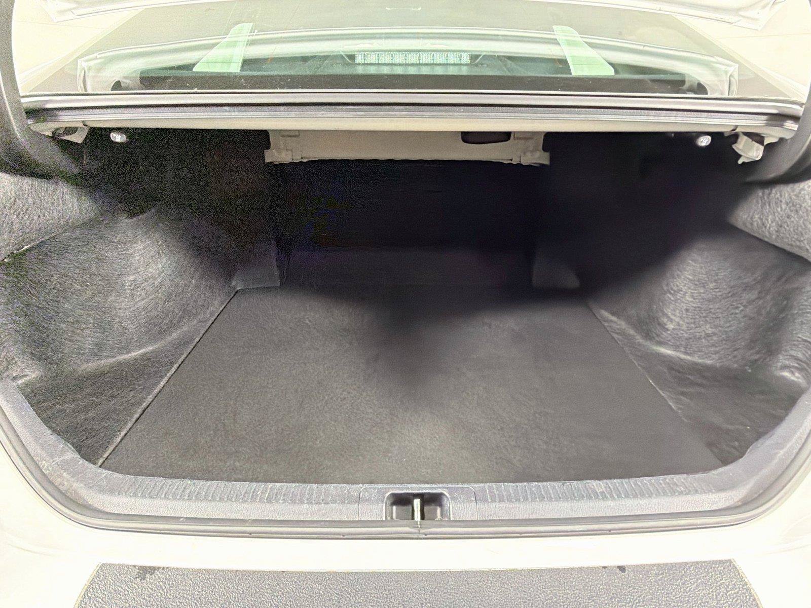 Used 2023 Toyota Camry SE FWD image 14