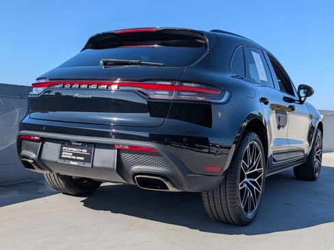 Used 2023 Porsche Macan image 23