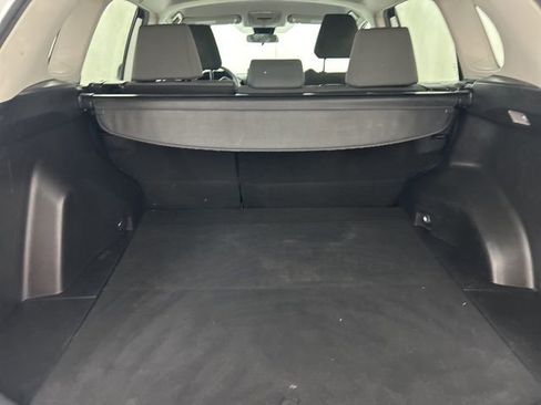 Used 2021 Toyota RAV4 XLE image 28