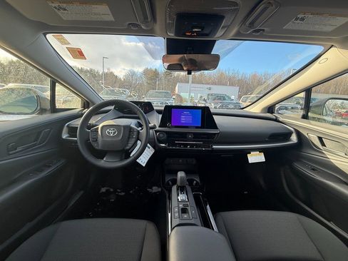 New 2026 Toyota Prius LE image 9