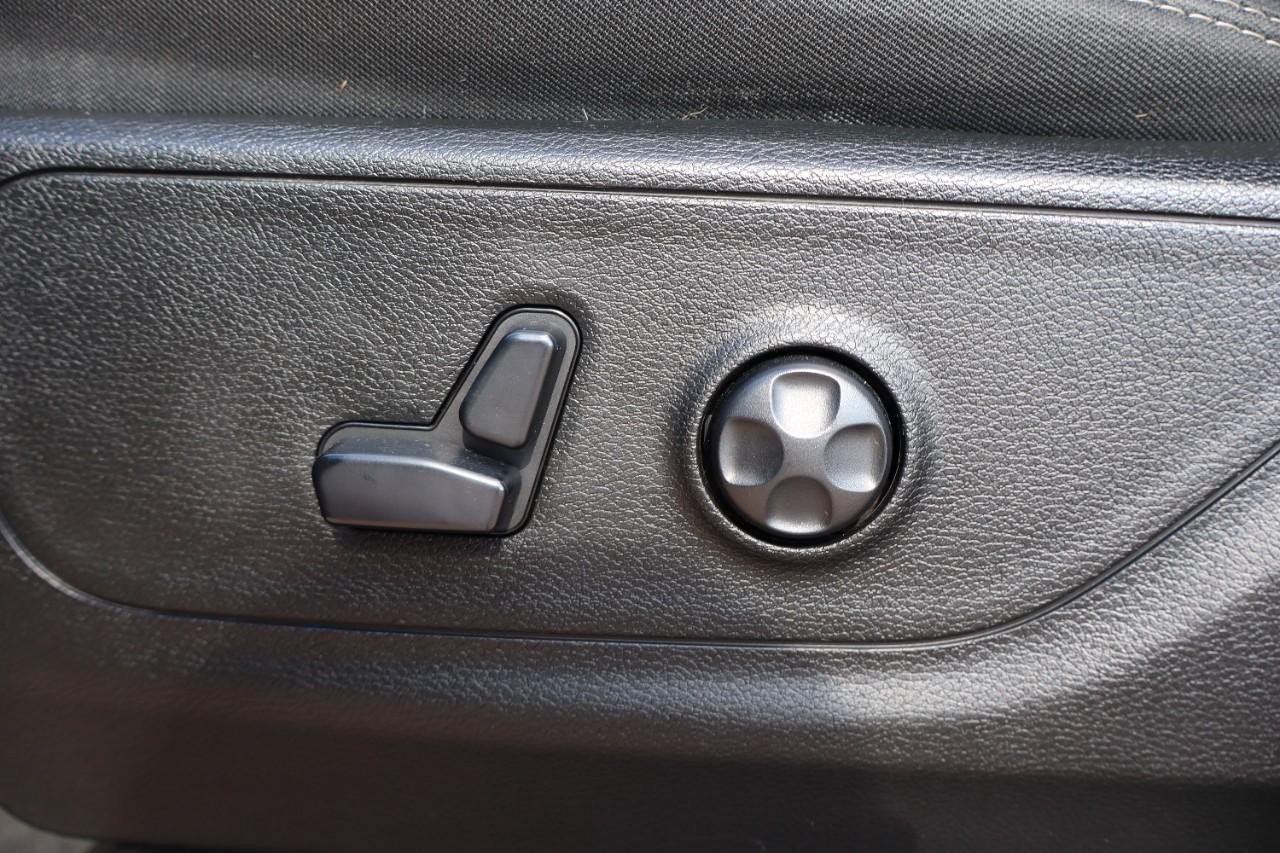 Used 2020 RAM 1500 Big Horn AWD/4WD image 10