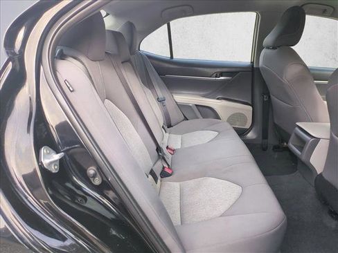 Used 2023 Toyota Camry LE image 21