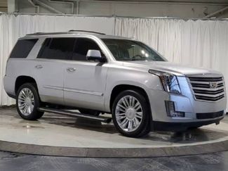 Used 2015 Cadillac Escalade Platinum video 3