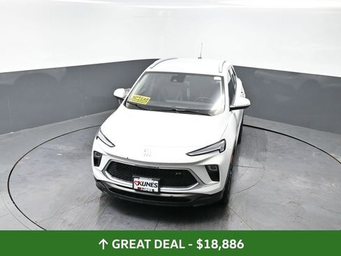 Used 2024 Buick Encore GX Sport Touring image 39