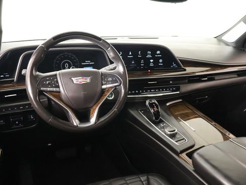 Used 2021 Cadillac Escalade Sport Platinum w/ LPO, ONYX Package AWD/4WD image 2