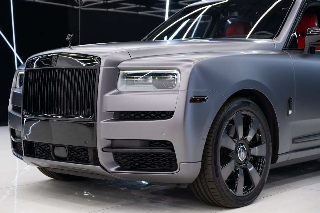 Used 2022 Rolls-Royce Cullinan AWD/4WD image 3