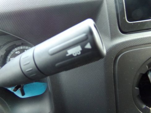 Used 2017 Ford E-450 and Econoline 450 Super Duty w/ Power Windows & Locks Group image 9