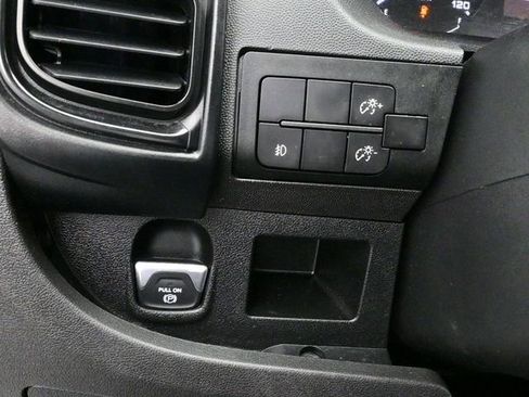 Used 2024 RAM ProMaster 2500 w/ Convenience Group image 19