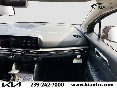 New 2026 Kia Sportage LX w/ LX Convenience Package image 17