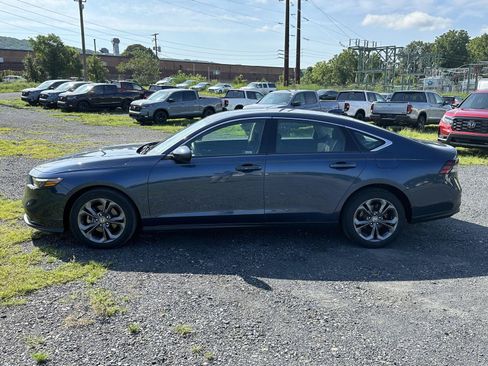 Certified 2023 Honda Accord EX image 5