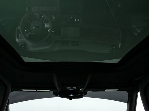 Used 2023 Land Rover Defender 110 Carpathian Edition image 20