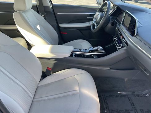Certified 2023 Hyundai Sonata SEL w/ Convenience Package image 29