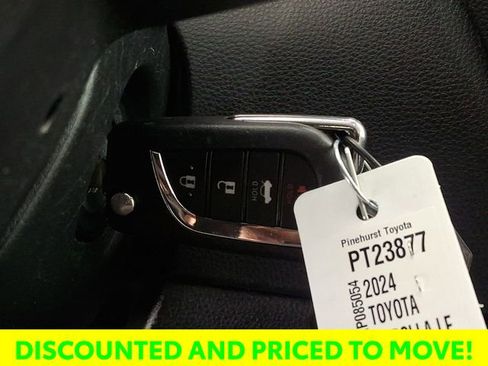 Used 2024 Toyota Corolla LE image 16