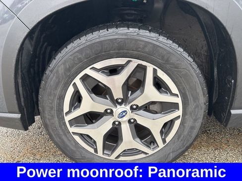 Certified 2022 Subaru Forester Premium image 14