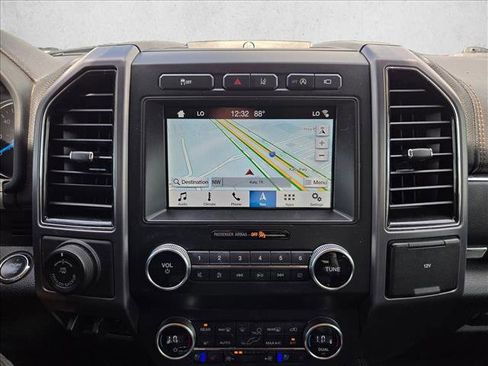 Used 2019 Ford Expedition Platinum RWD image 13