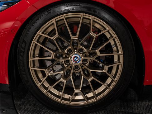 Used 2025 BMW M3 Competition w/ M Carbon Exterior Package image 31