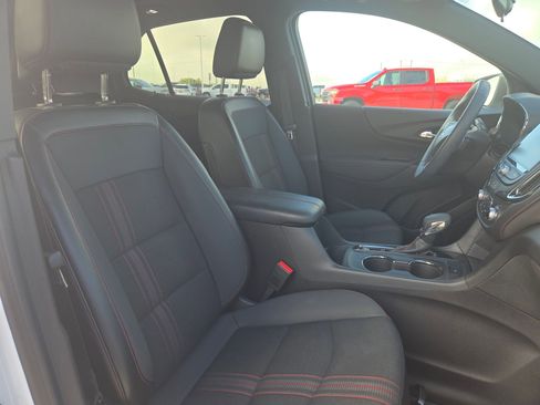 Used 2024 Chevrolet Equinox RS FWD image 24