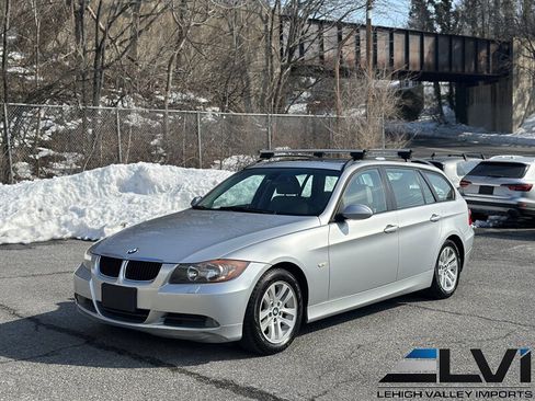 Used 2007 BMW 328xi Wagon image 2