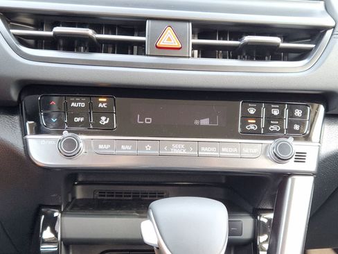 New 2026 Kia Seltos EX image 18