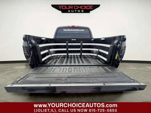 Used 2015 Toyota Tundra Limited w/ Limited Premium Package AWD/4WD image 8