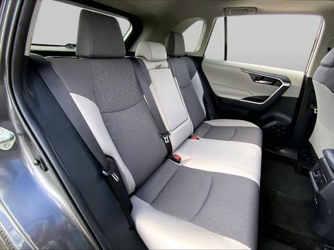 Certified 2024 Toyota RAV4 XLE w/ Convenience Package FWD image 19