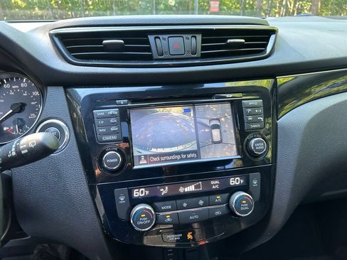 Used 2017 Nissan Rogue Sport SL w/ SL Premium Package AWD/4WD image 20
